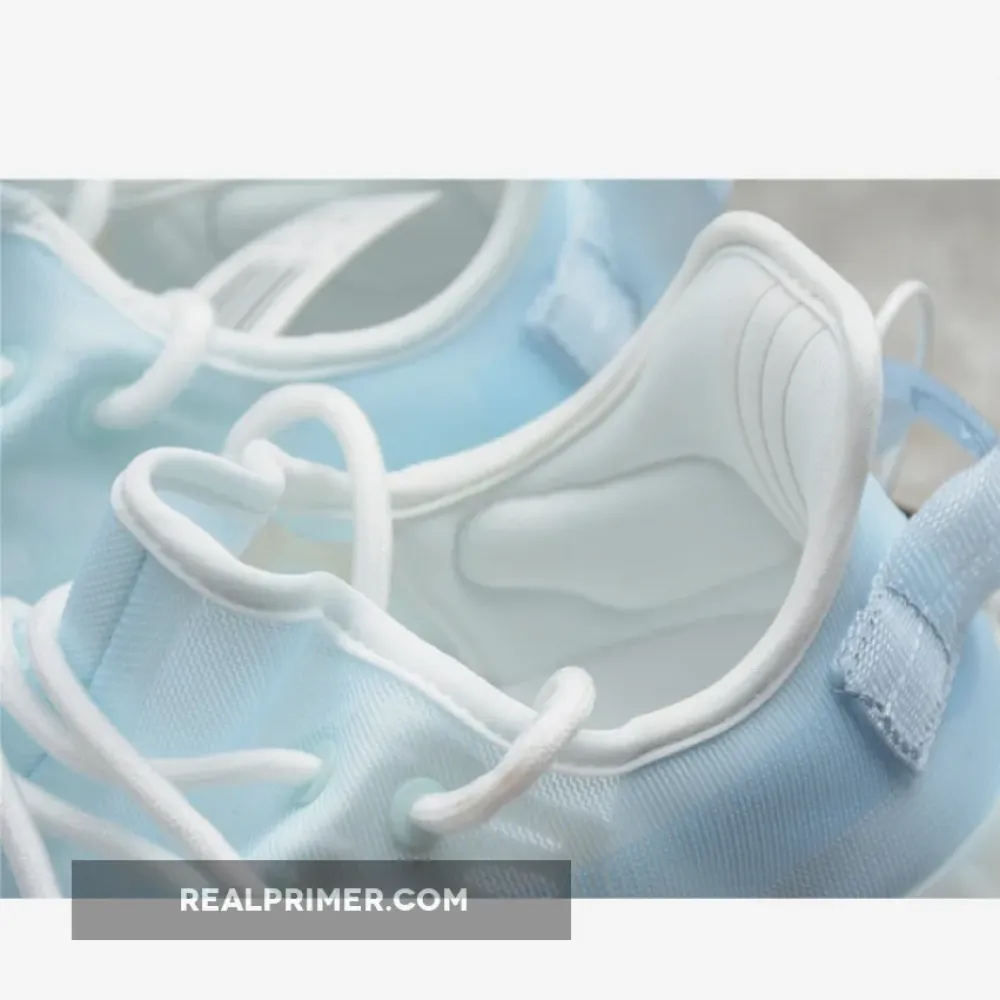 YEEZY BOOST 350 V2 MONO ICE MONO ICE/MONO ICE/MONO ICE GW2869