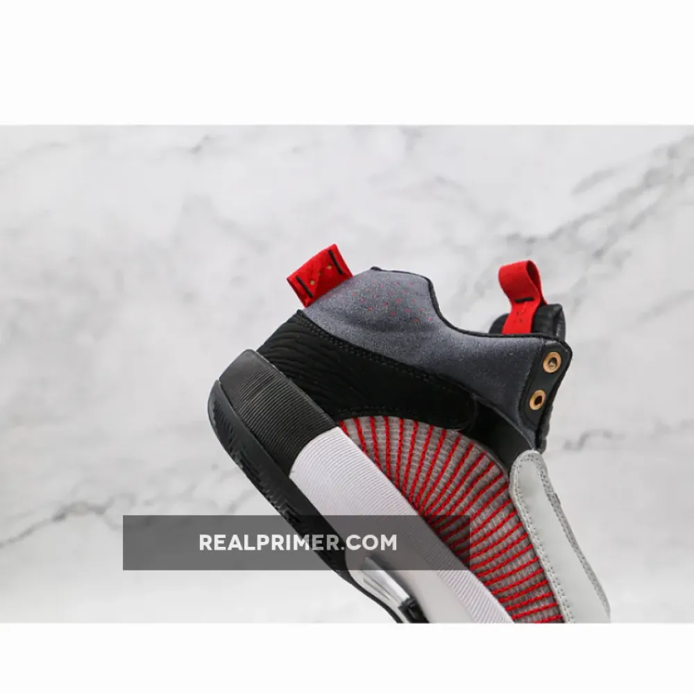 TITAN X AIR JORDAN 35 10TH ANNIVERSARY BLACK/METALLIC GOLD/SAIL DD4701-001