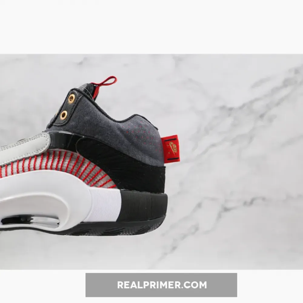 TITAN X AIR JORDAN 35 10TH ANNIVERSARY BLACK/METALLIC GOLD/SAIL DD4701-001