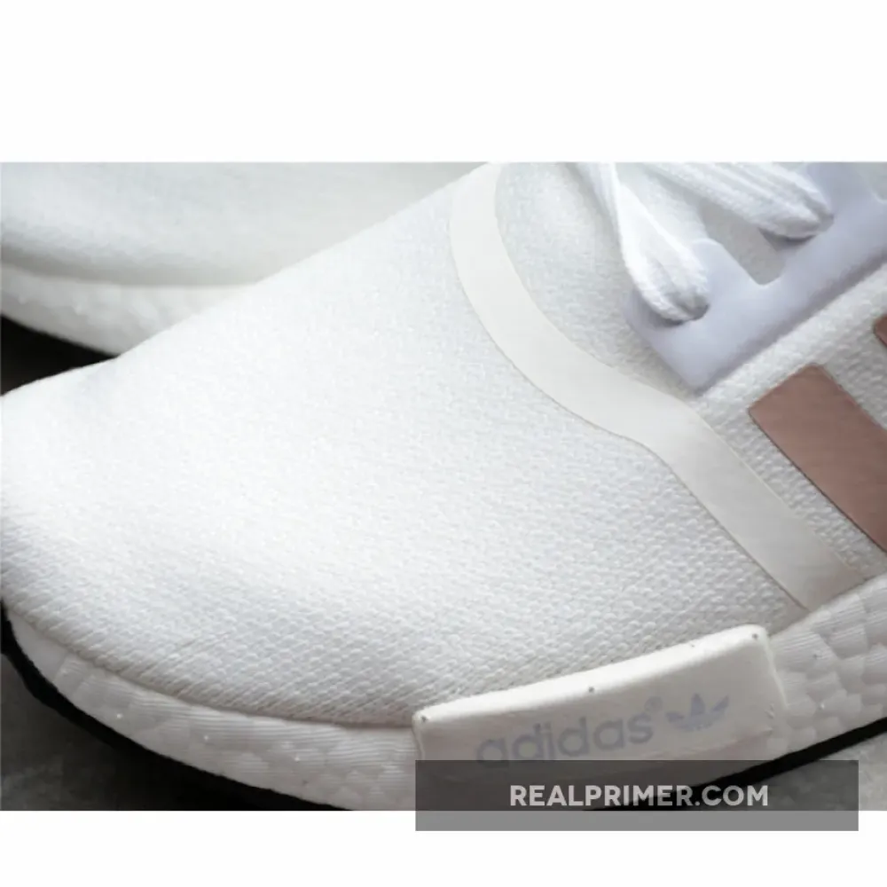 NMD_R1 SHOES CLOUD WHITE/ASH PEARL/CLOUD WHITE FV2475