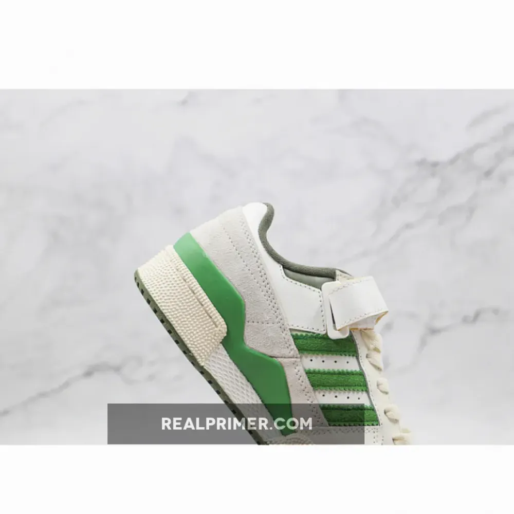 FORUM 84 LOW SHOES CLOUD WHITE/CREW GREEN/WILD PINE FY8683