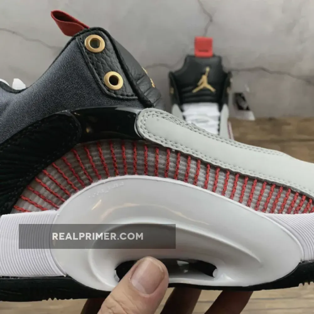 TITAN X AIR JORDAN 35 10TH ANNIVERSARY BLACK/METALLIC GOLD/SAIL DD4701-001