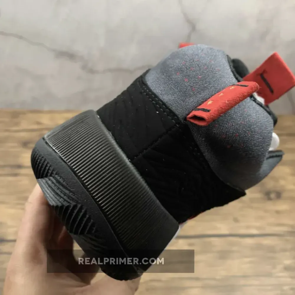 TITAN X AIR JORDAN 35 10TH ANNIVERSARY BLACK/METALLIC GOLD/SAIL DD4701-001