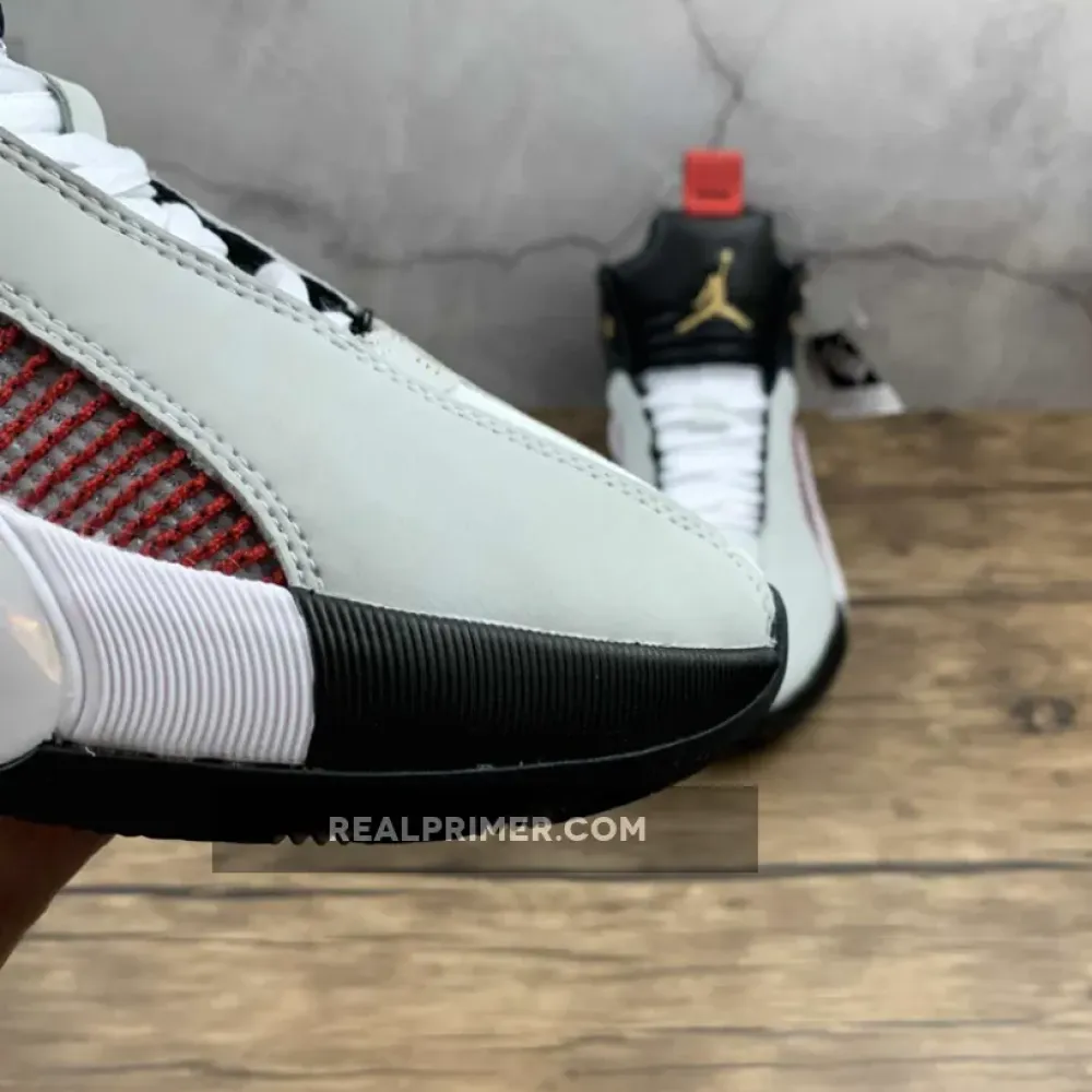 TITAN X AIR JORDAN 35 10TH ANNIVERSARY BLACK/METALLIC GOLD/SAIL DD4701-001