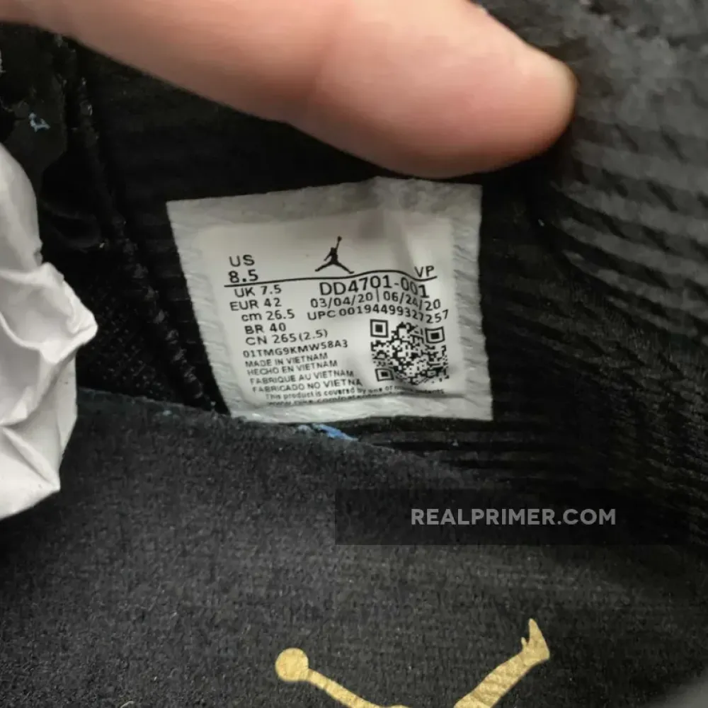 TITAN X AIR JORDAN 35 10TH ANNIVERSARY BLACK/METALLIC GOLD/SAIL DD4701-001