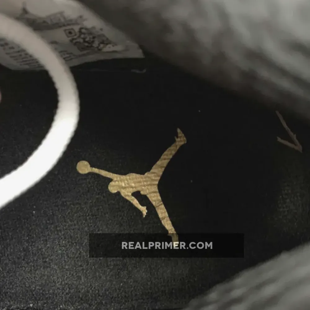 TITAN X AIR JORDAN 35 10TH ANNIVERSARY BLACK/METALLIC GOLD/SAIL DD4701-001