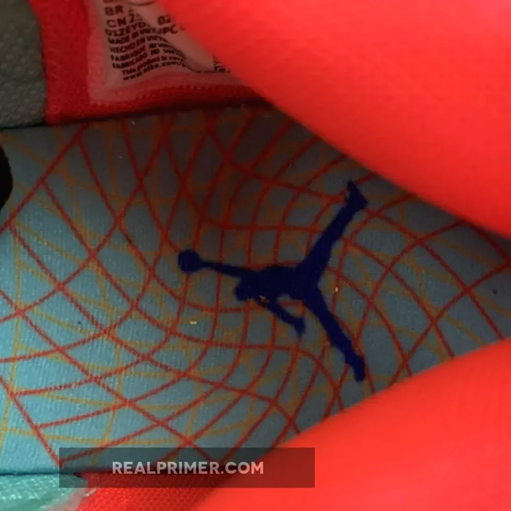 AIR JORDAN 35 SP PF CENTER OF GRAVITY GLACIER GREY/LASER CRIMSON DC1493-001