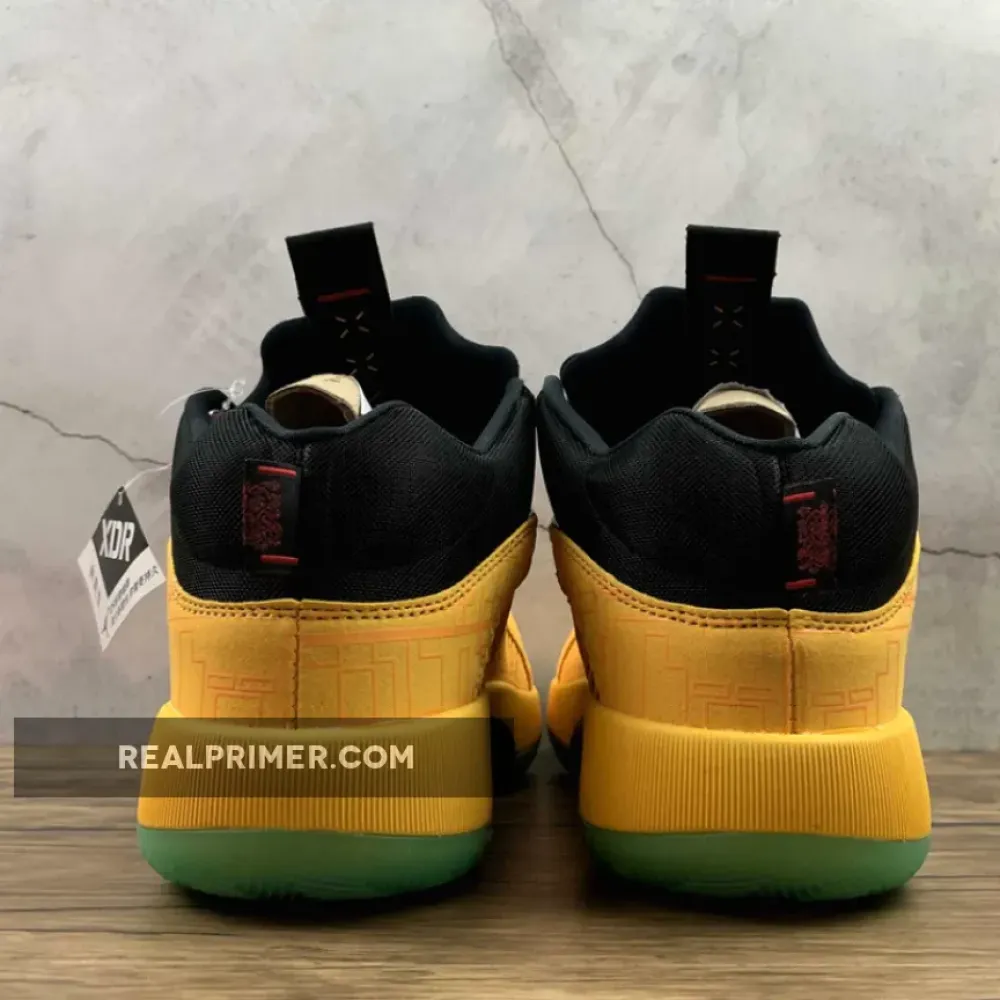 AIR JORDAN 35 DYNASTIES UNIVERSITY GOLD/BLACK/CHILE RED DD3044-700