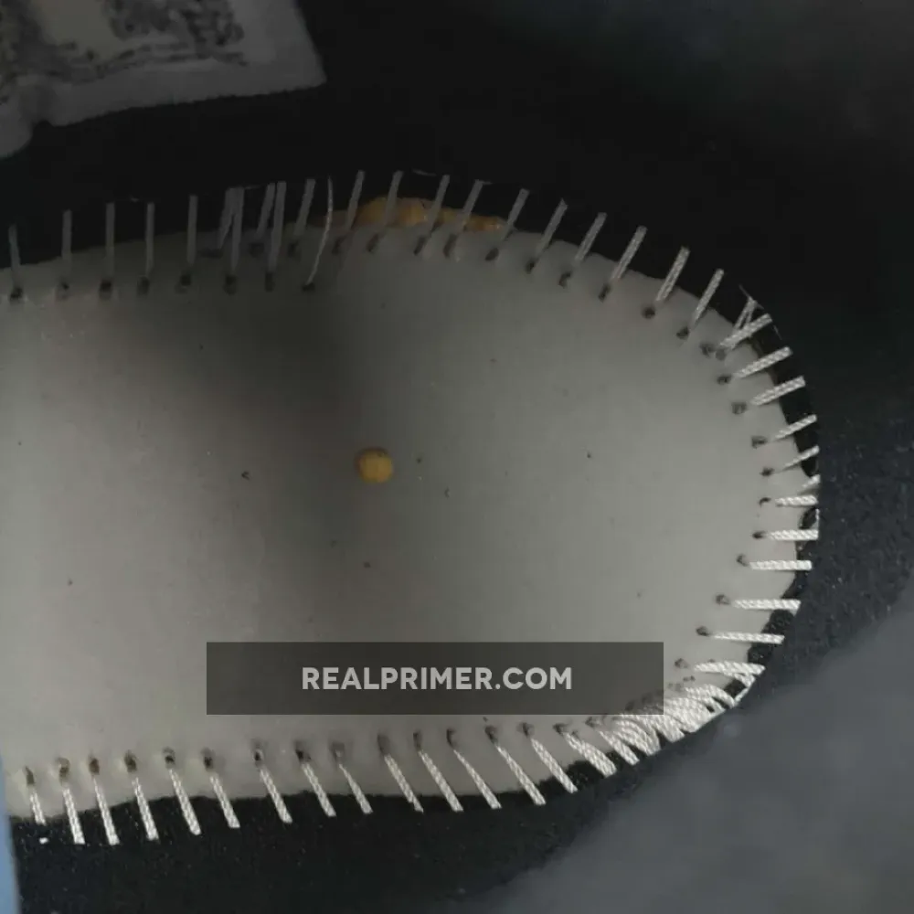 AIR JORDAN 35 DYNASTIES UNIVERSITY GOLD/BLACK/CHILE RED DD3044-700