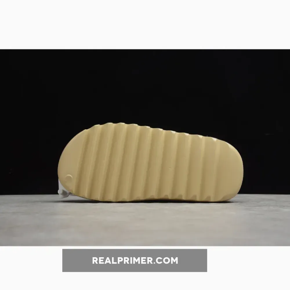 YEEZY SLIDES DESERT SAND DESERT SAND/DESERT SAND/DESERT SAND FW6344