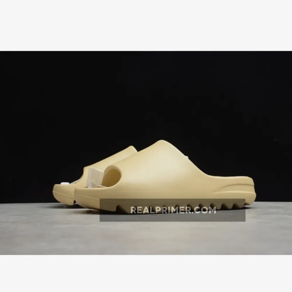 YEEZY SLIDES DESERT SAND DESERT SAND/DESERT SAND/DESERT SAND FW6344