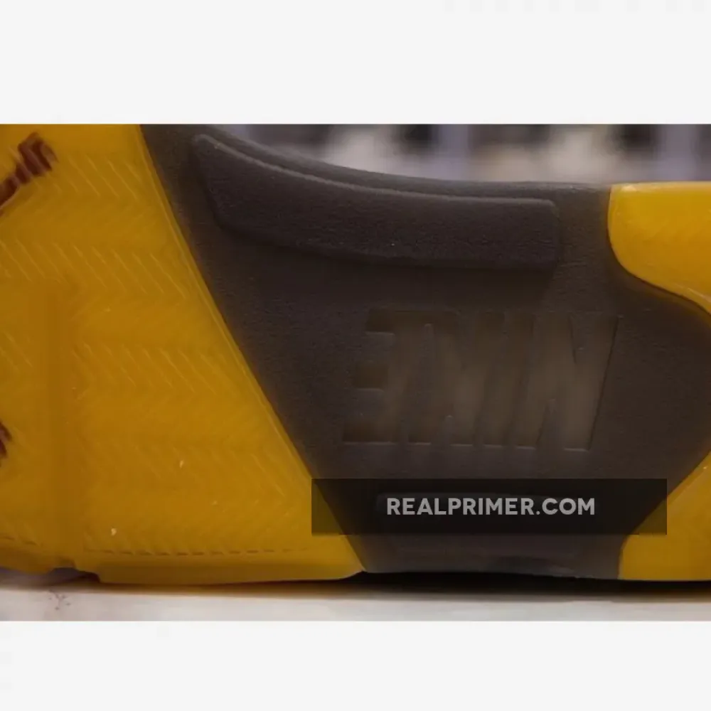 H12 OW X AIR JORDAN 5 SP SAIL/FIRE RED/MUSLIN/BLACK DH8565-100