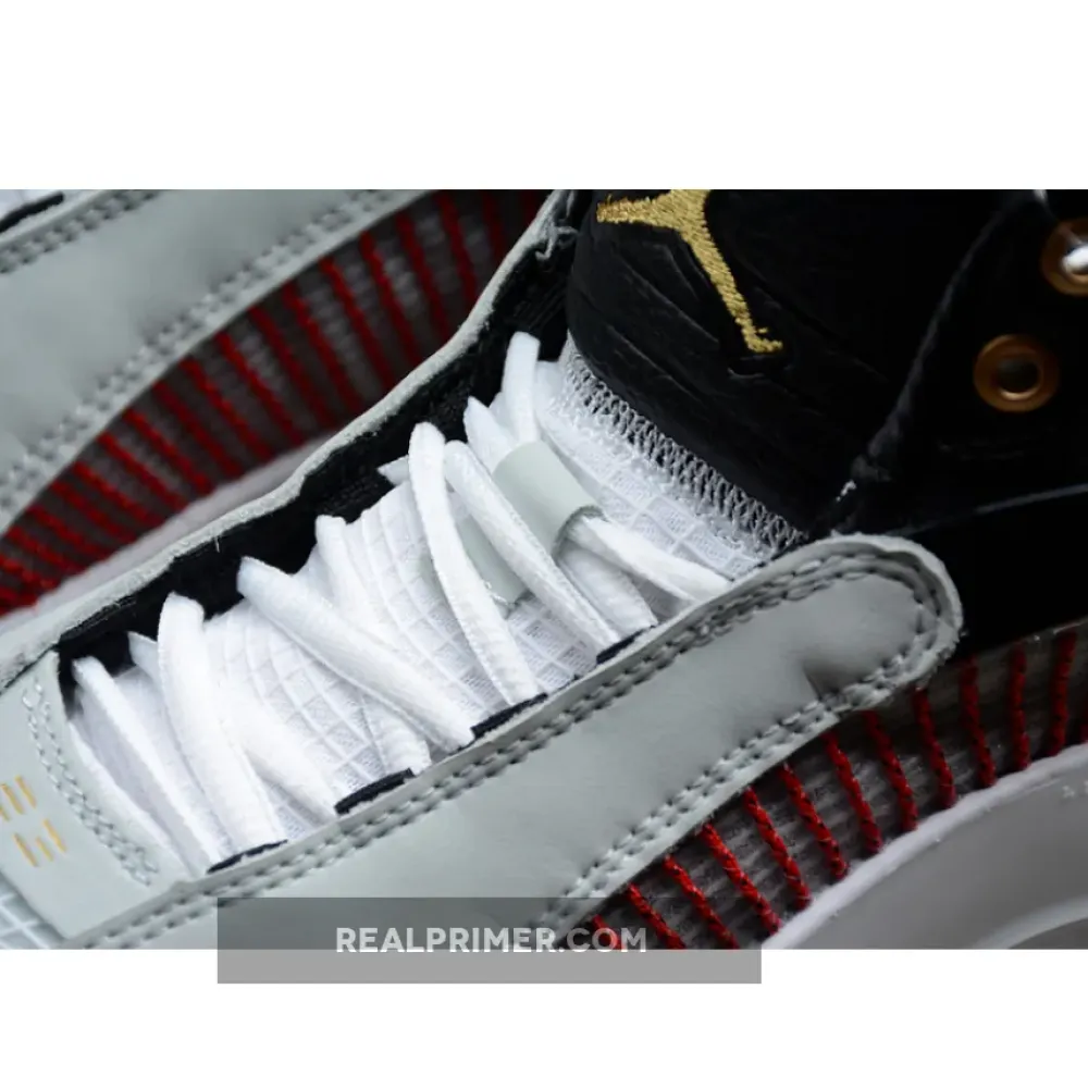 TITAN X AIR JORDAN 35 10TH ANNIVERSARY BLACK/METALLIC GOLD/SAIL DD4701-001