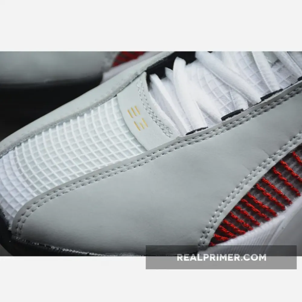 TITAN X AIR JORDAN 35 10TH ANNIVERSARY BLACK/METALLIC GOLD/SAIL DD4701-001