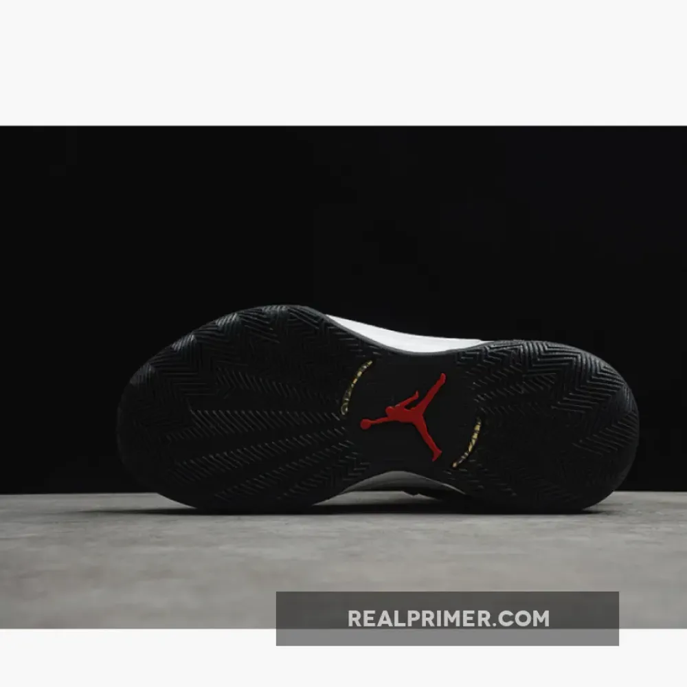 TITAN X AIR JORDAN 35 10TH ANNIVERSARY BLACK/METALLIC GOLD/SAIL DD4701-001