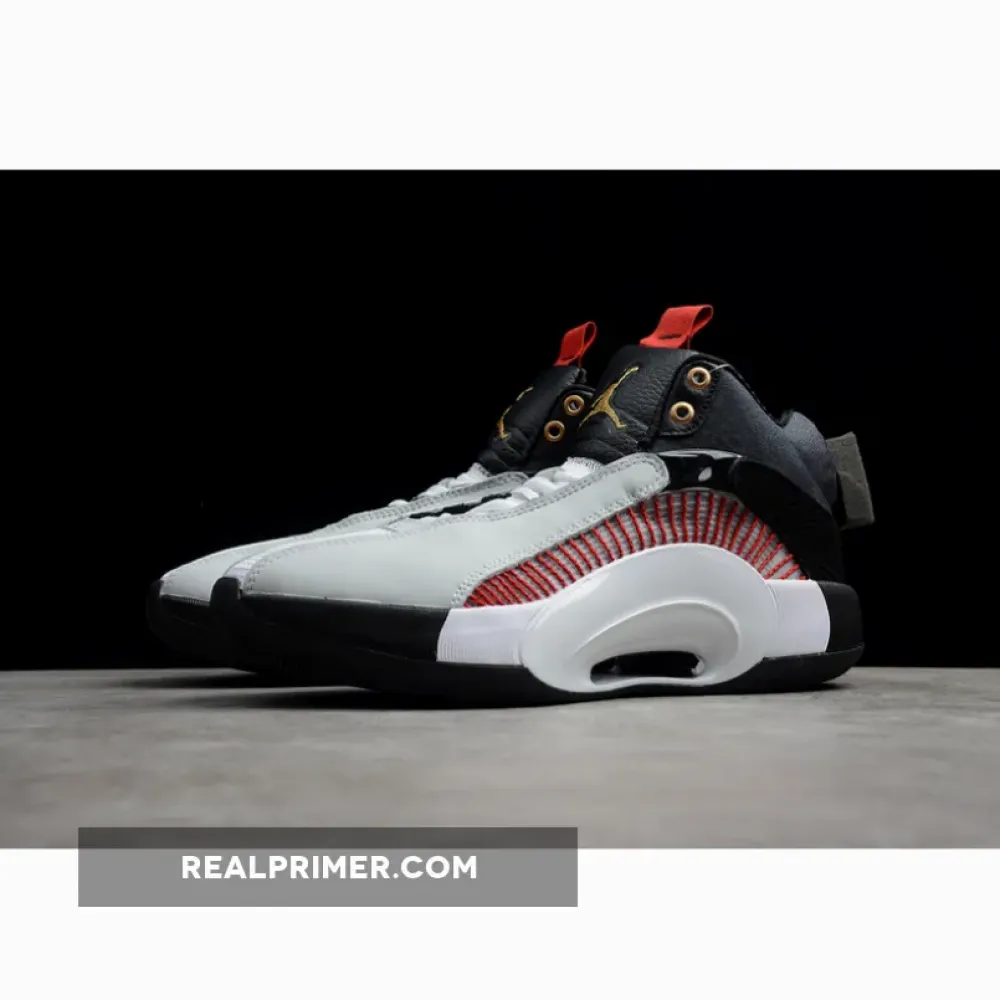 TITAN X AIR JORDAN 35 10TH ANNIVERSARY BLACK/METALLIC GOLD/SAIL DD4701-001