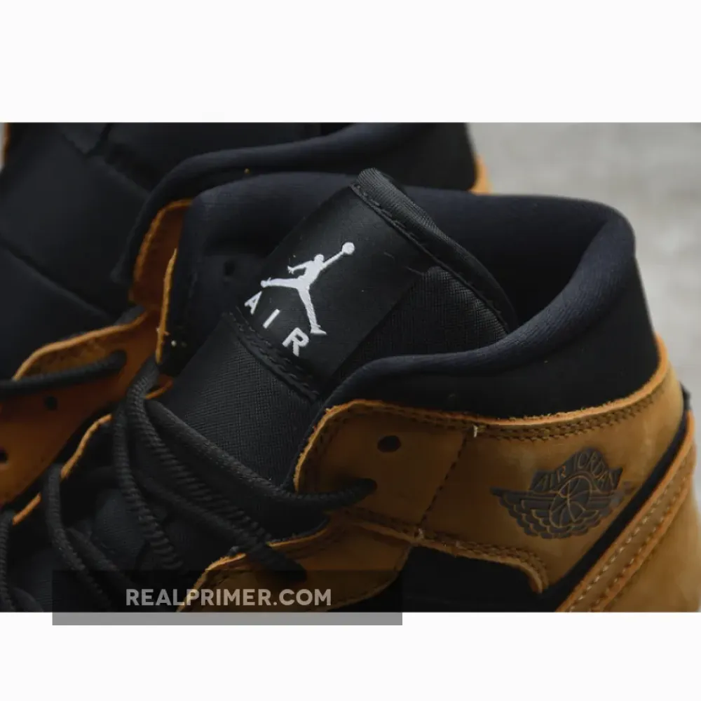 CJ VERSION AIR JORDAN 1 MID SE DESERT OCHRE/DESERT OCHRE/BLACK DB5453-700