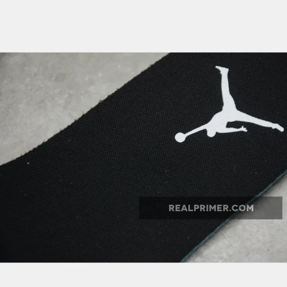 CJ VERSION AIR JORDAN 1 MID SE DESERT OCHRE/DESERT OCHRE/BLACK DB5453-700