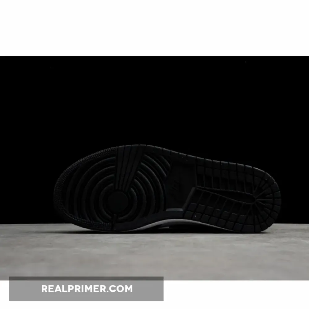 AIR JORDAN 1 MID SE METALLIC GOLD/WHITE-BLACK-BLACK DC1419-700