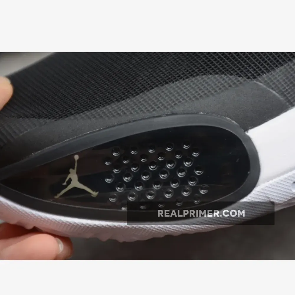 AIR JORDAN 34 PF BLACK/BLACK-WHITE BQ3381-001