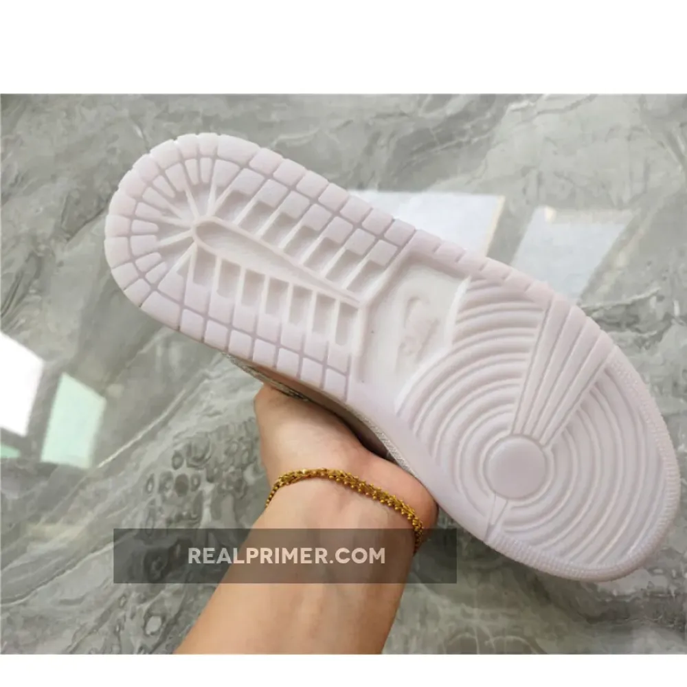 AIR JORDAN 1 MID SE P(HER)SPECTIVE WASHED CORAL/CHROME-LIGHT WHISTLE CW6008-600