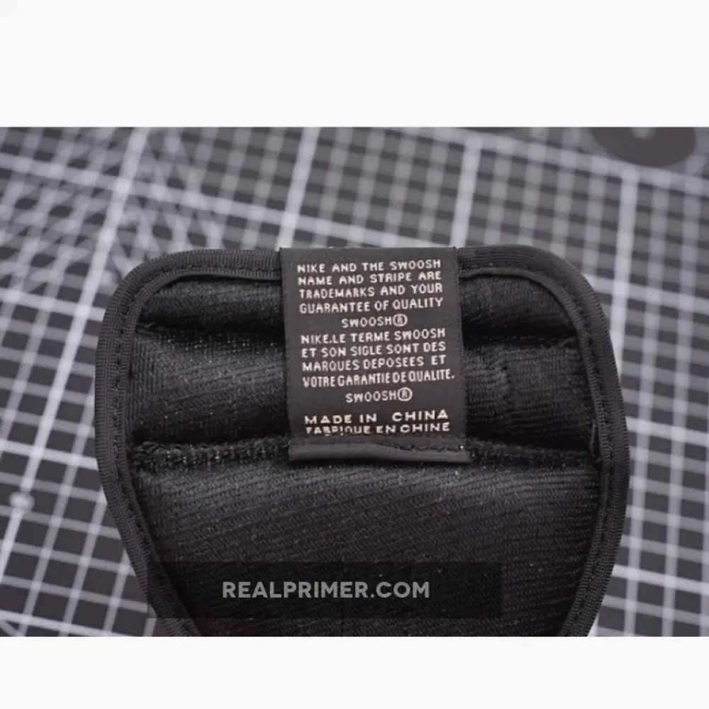 AIR JORDAN 1 RETRO HIGH GS BLACK/CRIMSON TINT-WHITE 575441-081