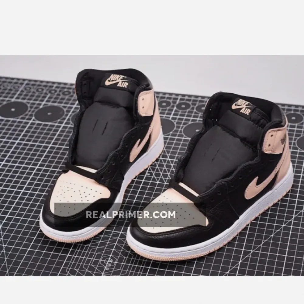 AIR JORDAN 1 RETRO HIGH GS BLACK/CRIMSON TINT-WHITE 575441-081