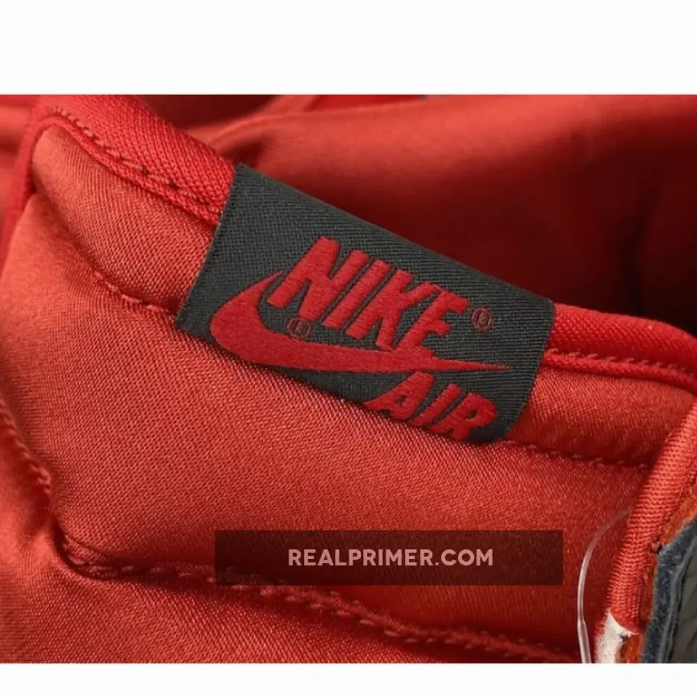 AIR JORDAN 1 RETRO HIGH SATIN SNAKE CHICAGO GYM RED/WHITE-BLACK CD0461-601