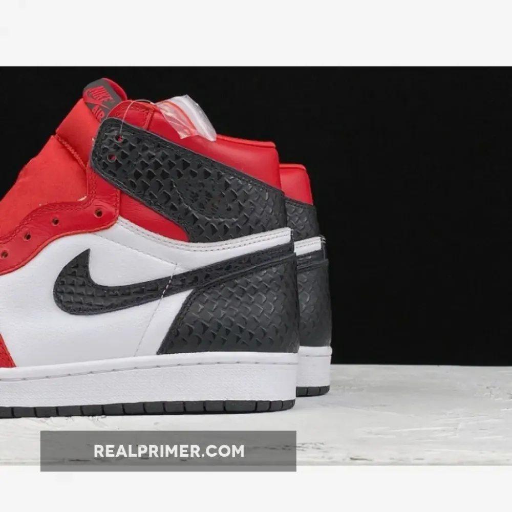 AIR JORDAN 1 RETRO HIGH SATIN SNAKE CHICAGO GYM RED/WHITE-BLACK CD0461-601