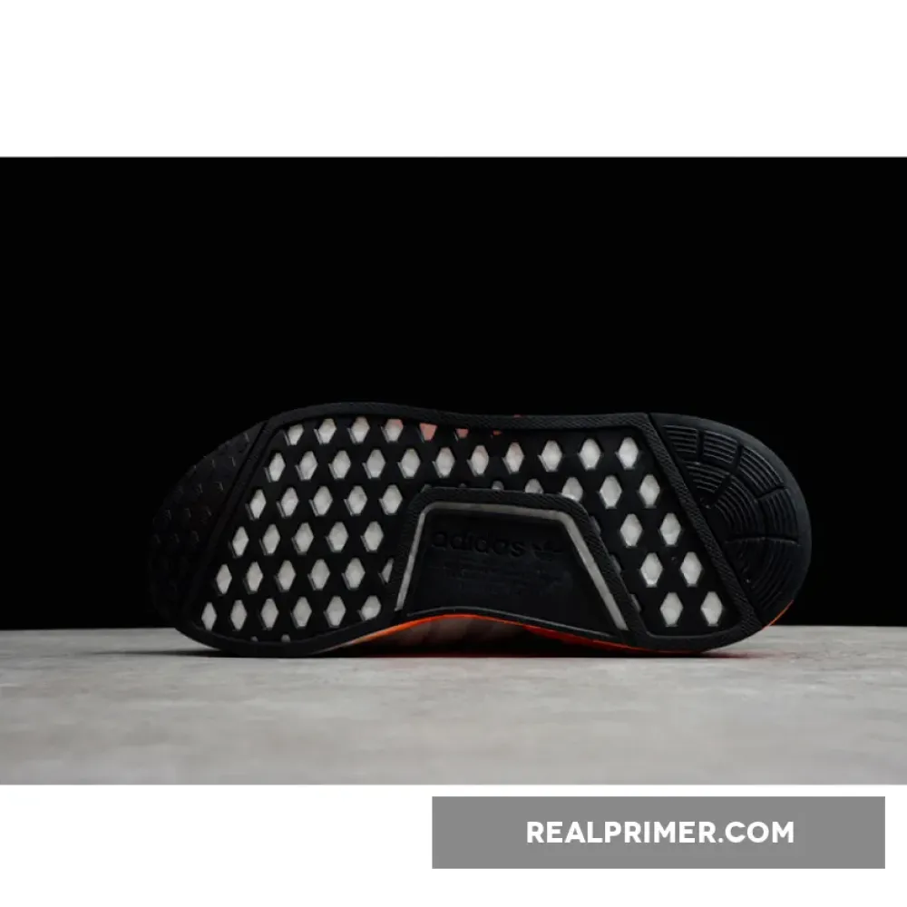 NMD_R1 SHOES CLOUD WHITE/CORE BLACK/SOLAR RED EF5860