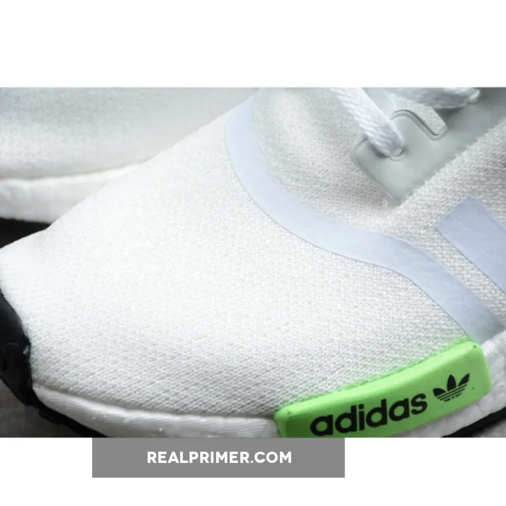NMD_R1 SHOES CLOUD WHITE/GREEN/PINK FX0106