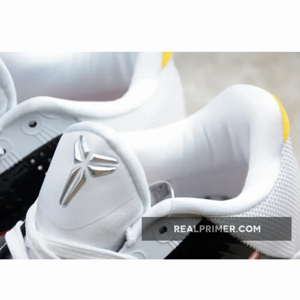 KOBE 5 PROTRO BLACK/WHITE/RED CD4991-101