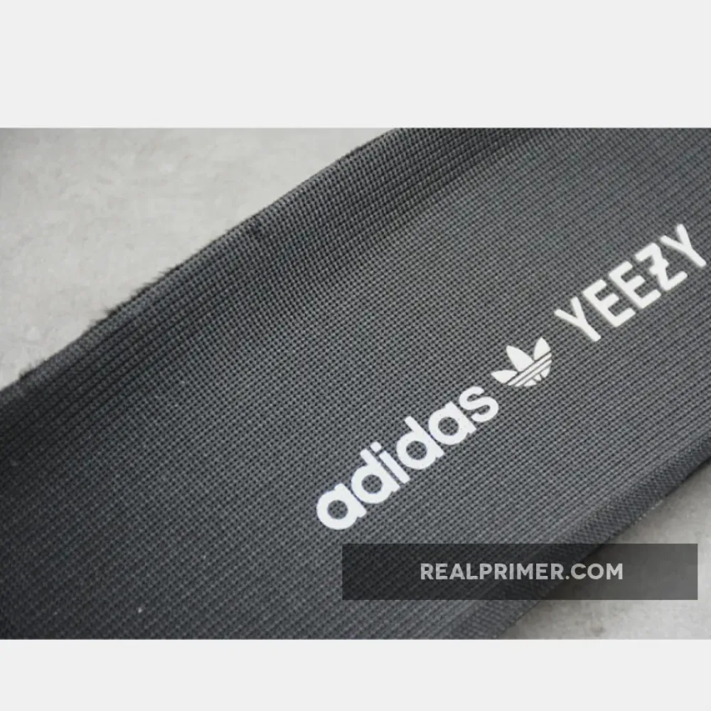 YEEZY BOOST 350 V2 CINDER REFLECTIVE CINDER/CINDER FY4176