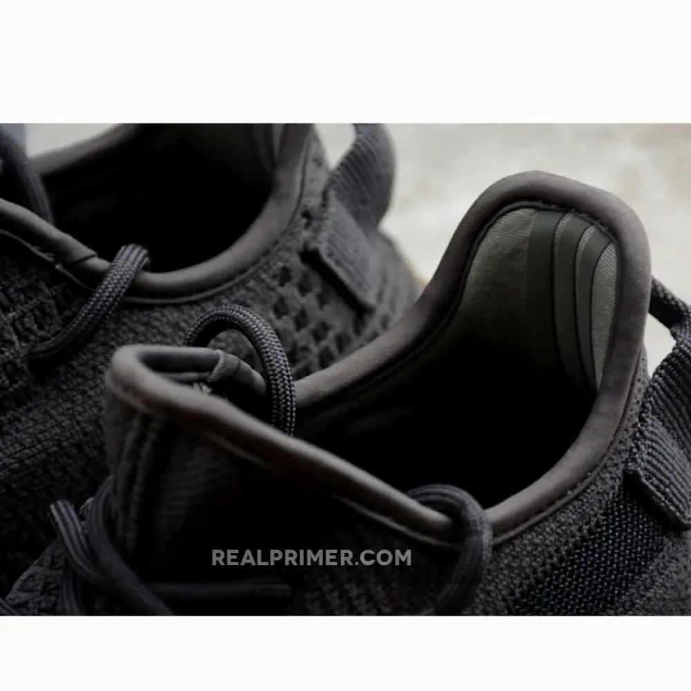 YEEZY BOOST 350 V2 CINDER REFLECTIVE CINDER/CINDER FY4176