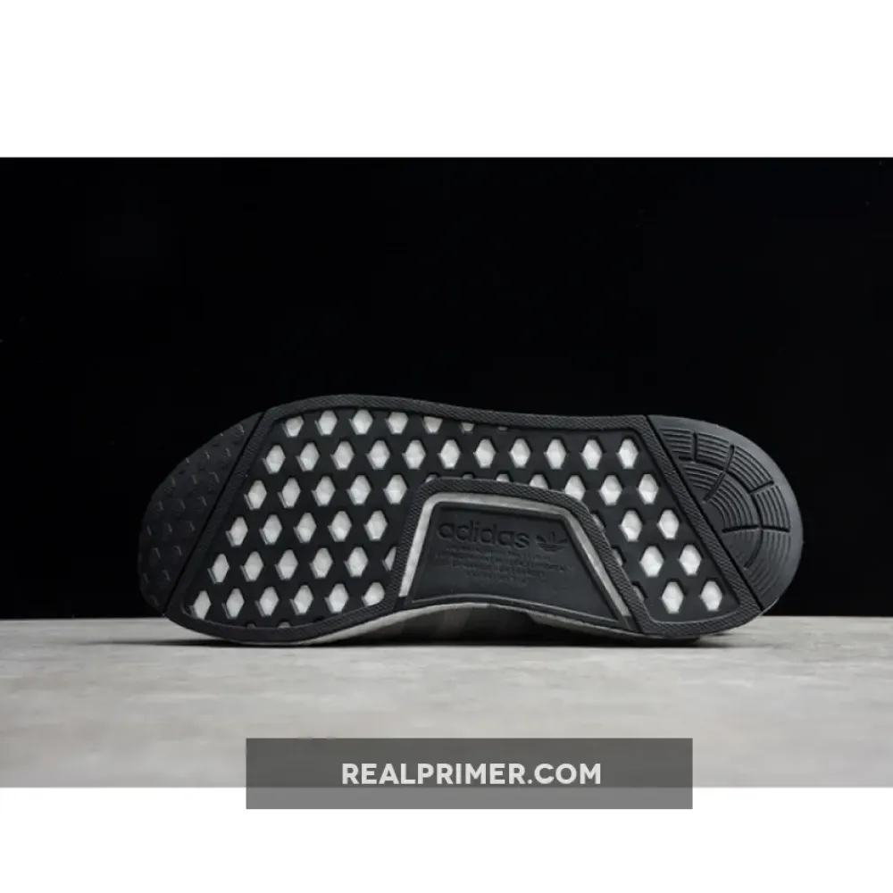 NMD_R1 V2 SHOES GREY TWO/SILVER METALLIC/CORE BLACK FW5328