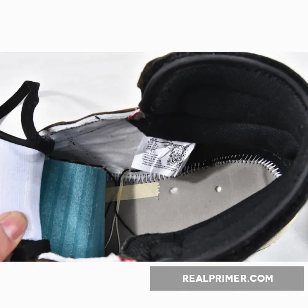 AIR JORDAN 1 HIGH OG TRAVIS SCOTT SP DARK MOCHA/WHITE CD4487-100