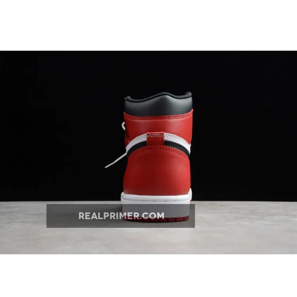 CJ AIR JORDAN 1 RETRO HIGH OG CHICAGO WHITE/BLACK-VARSITY RED 555088-101