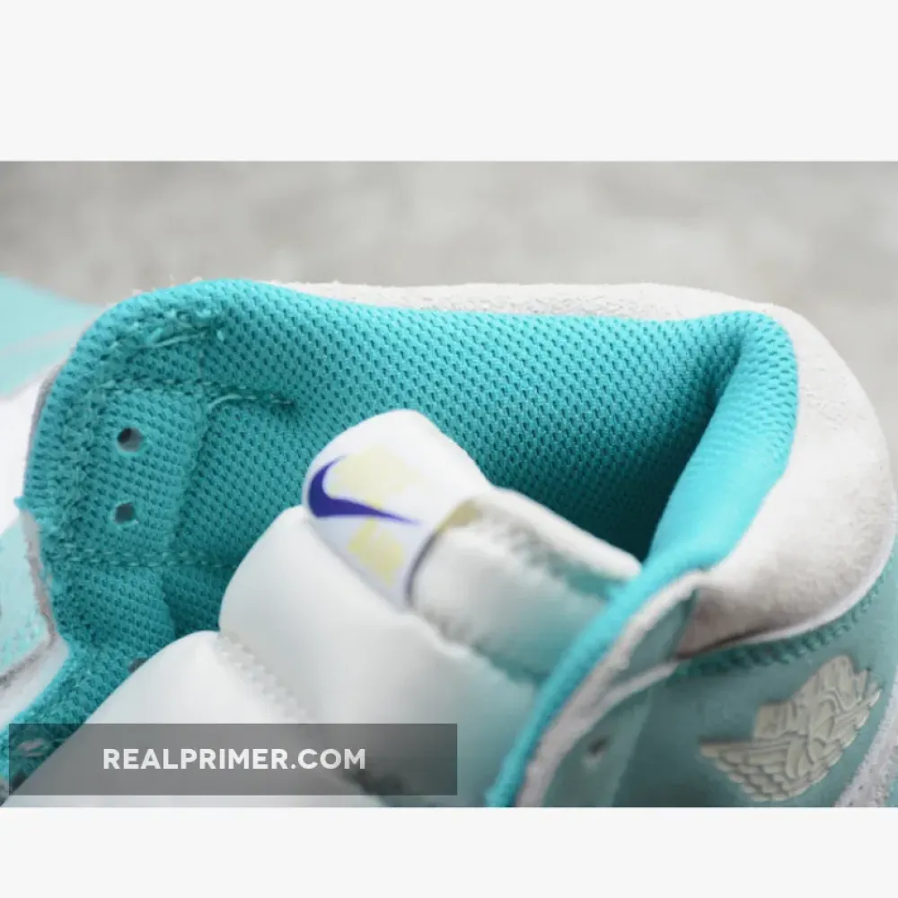 CJ AIR JORDAN 1 RETRO HIGH TURBO GREEN/SAIL-WHITE 555088-311