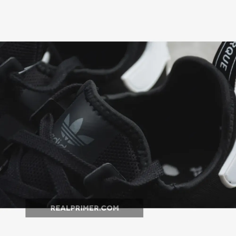 NMD R1 SHOES BLACK/WHITE/BLUE S779162