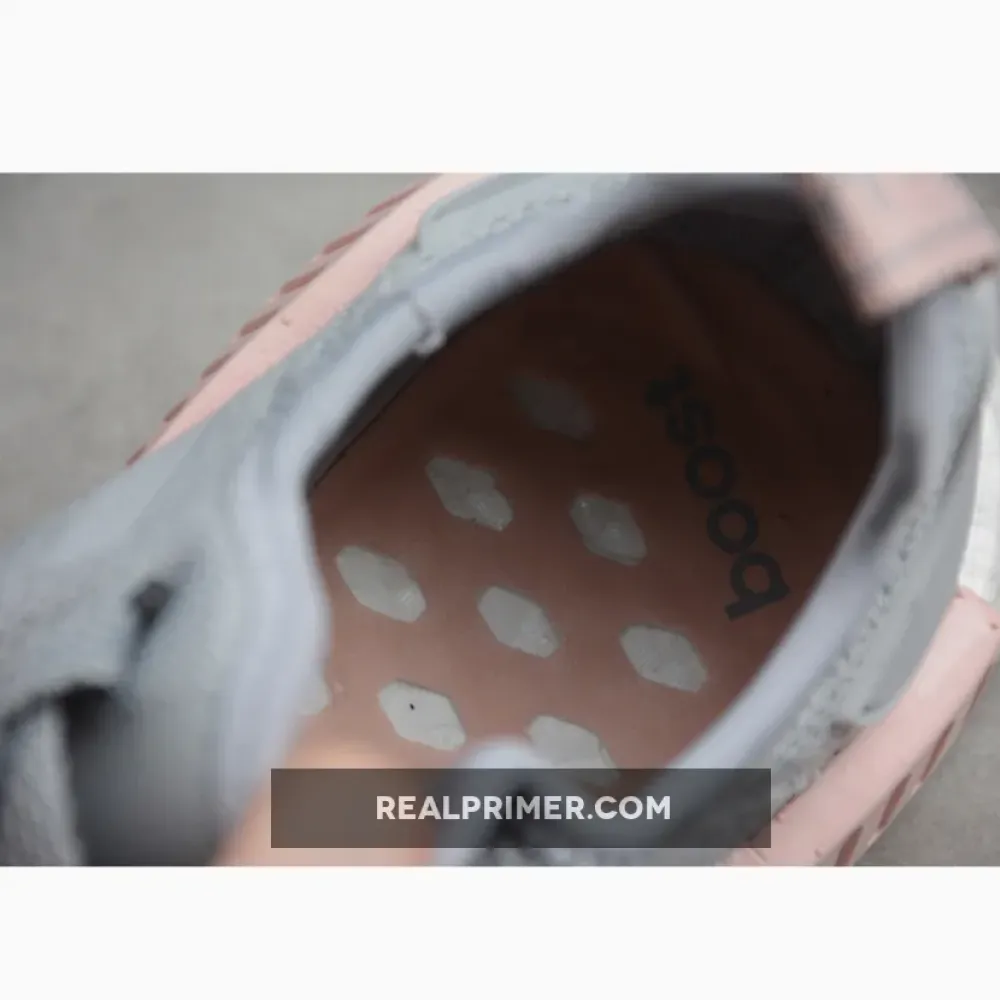 NMD R1 SHOES CLEAR ONIX/LIGHT ONIX/VAPOUR PINK BY3058