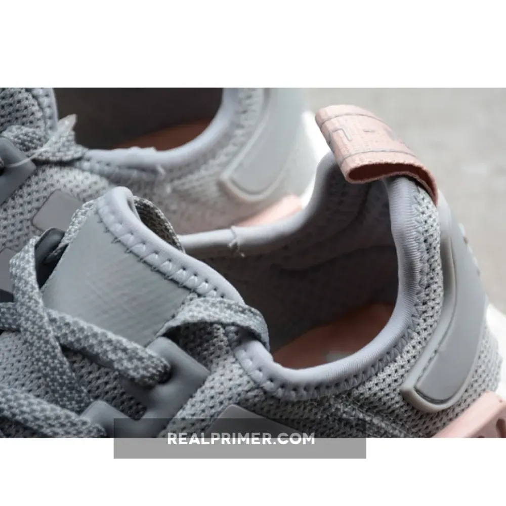 NMD R1 SHOES CLEAR ONIX/LIGHT ONIX/VAPOUR PINK BY3058