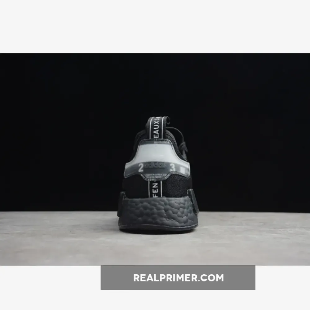 NMD_R1 SHOES CORE BLACK/CORE BLACK/CLOUD WHITE BD7745