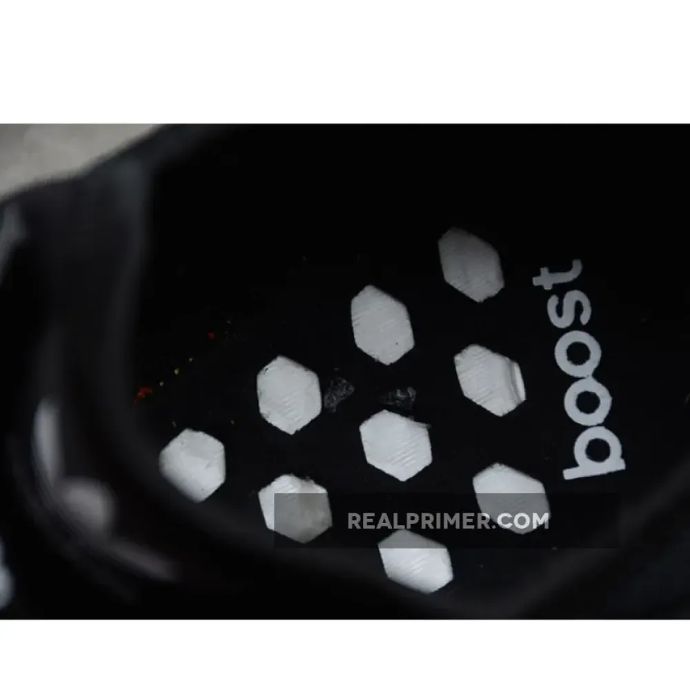 THE NMD R1 CORE BLACK/CORE BLACK-FTWR WHITE 1-110