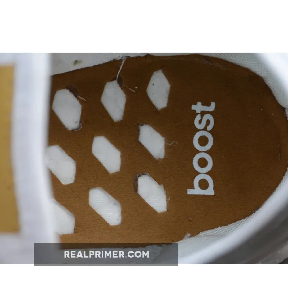 NMD R1 FTWR WHITE/COPPER MET/ASH PEARL S18 B37650