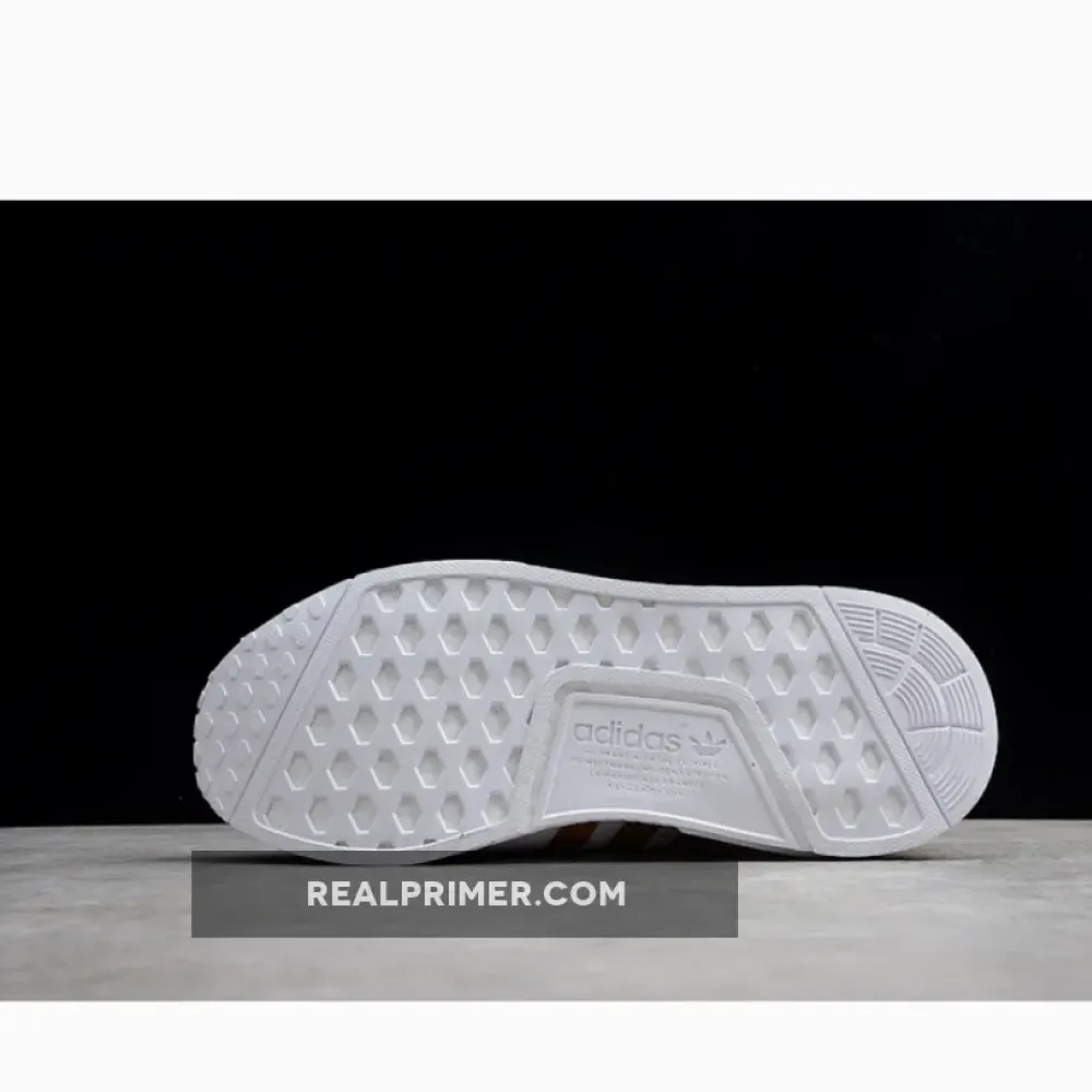 NMD R1 FTWR WHITE/COPPER MET/ASH PEARL S18 B37650