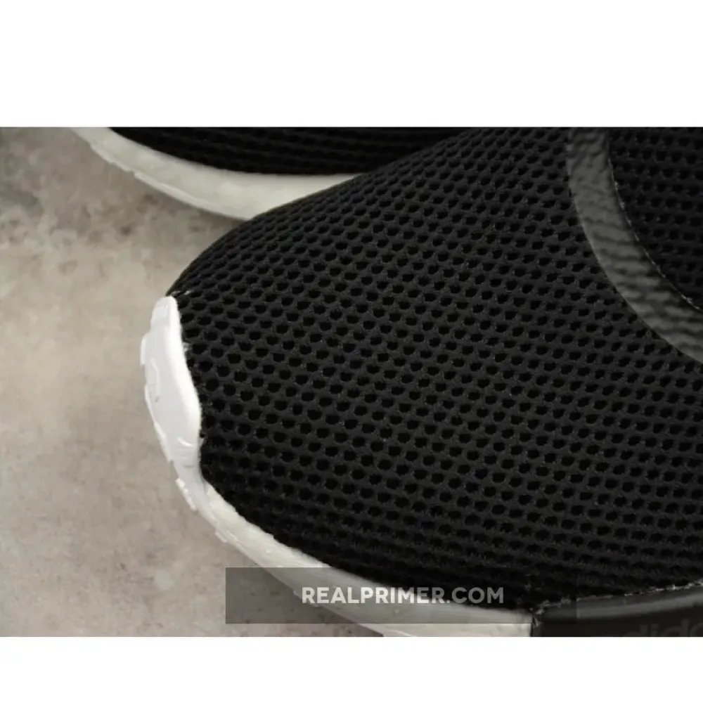 NMD R1 BOOST SYNTHETICS/BLACK/BLACK/WHITE S79165