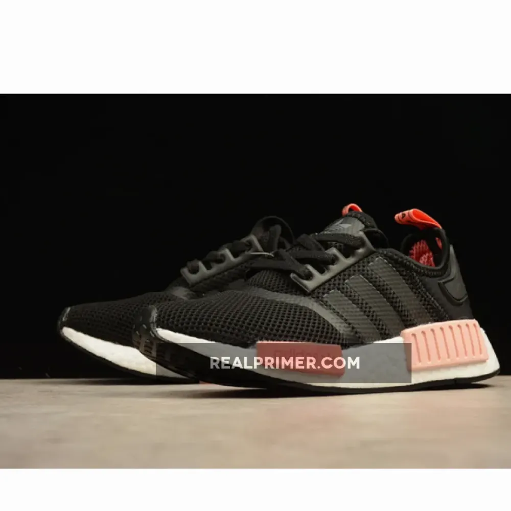 NMD R1 BOOST SYNTHETICS WMNS CORE BLACK/PEACH PINK S75234