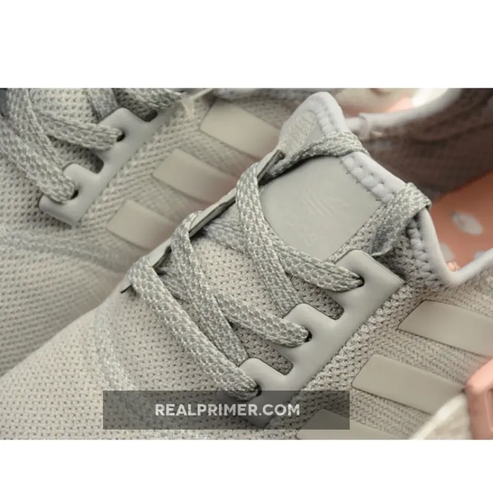 NMD R1 BOOST WMNS LIGHT ONIX PINK/WHITE/GREY BY3058