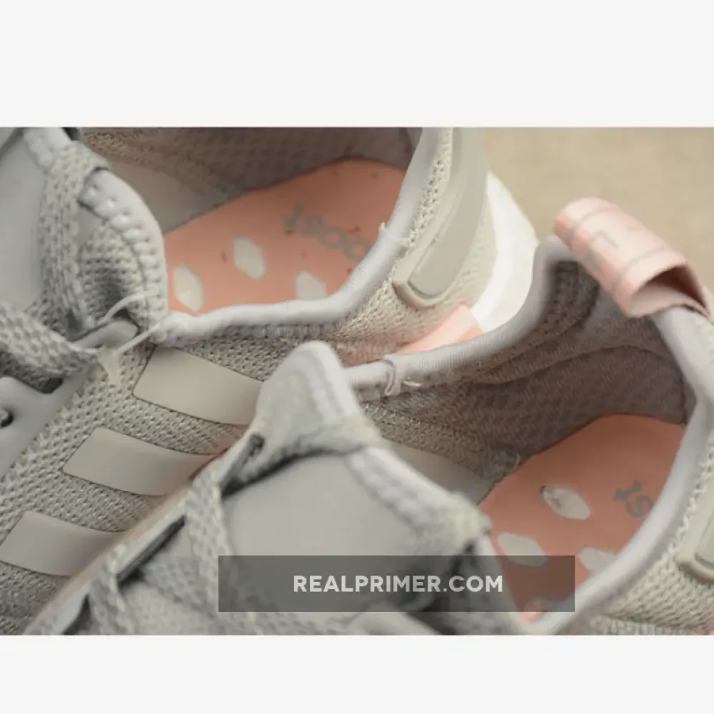 NMD R1 BOOST WMNS LIGHT ONIX PINK/WHITE/GREY BY3058