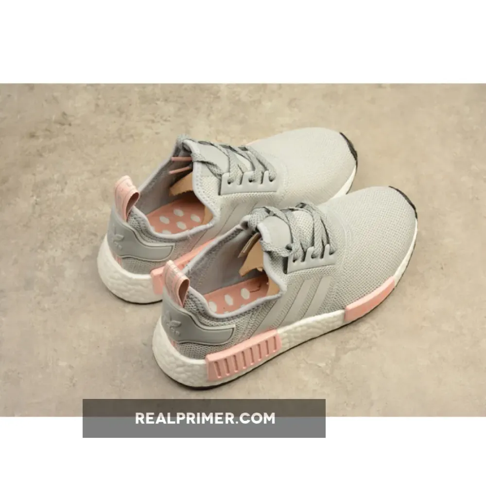 NMD R1 BOOST WMNS LIGHT ONIX PINK/WHITE/GREY BY3058
